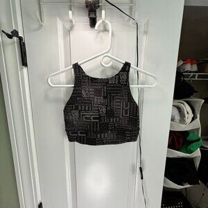 Pre-worn MINT Lululemon Women's Size 6 Move Your Body Black & Gray Sports Bra